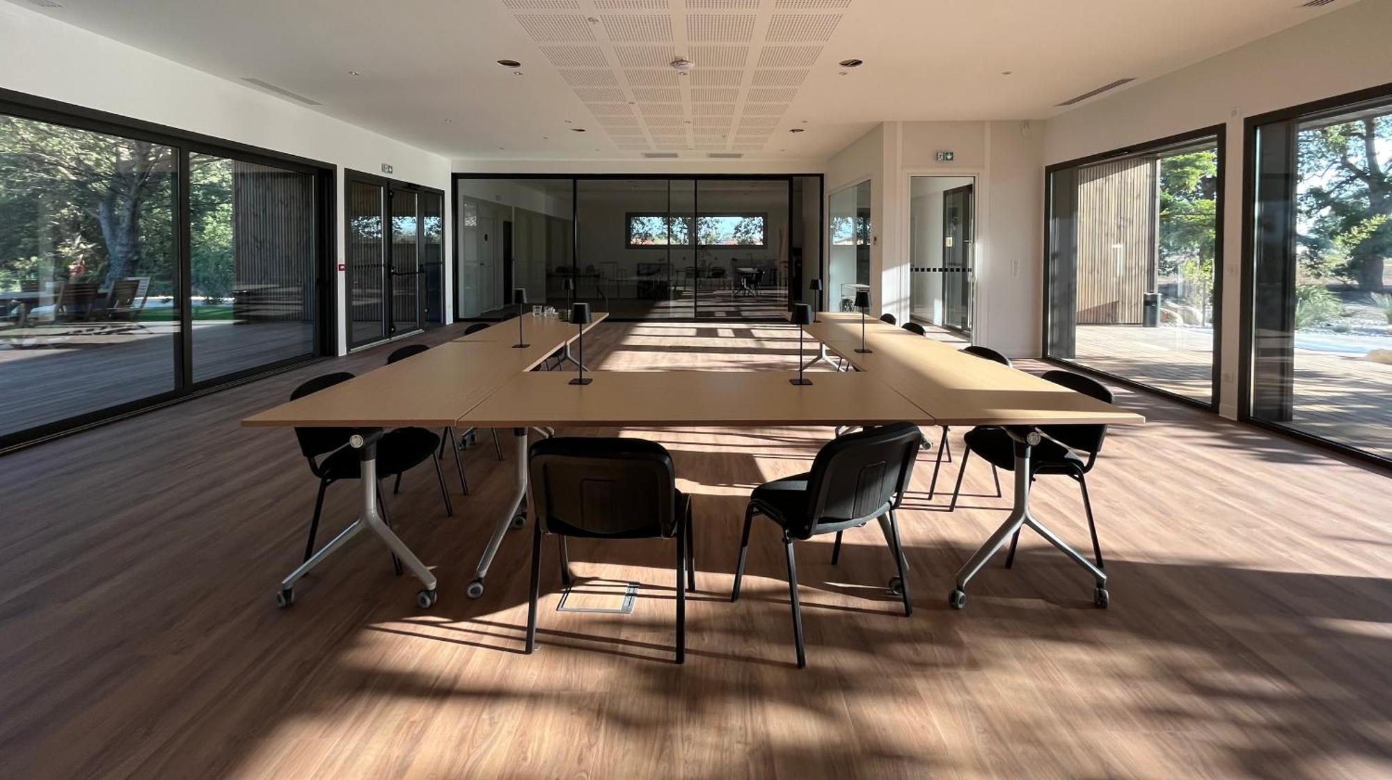 Hotel & Seminaire Le Patio Occitan - Toulouse Ouest - La Ramee Cugnaux Екстериор снимка