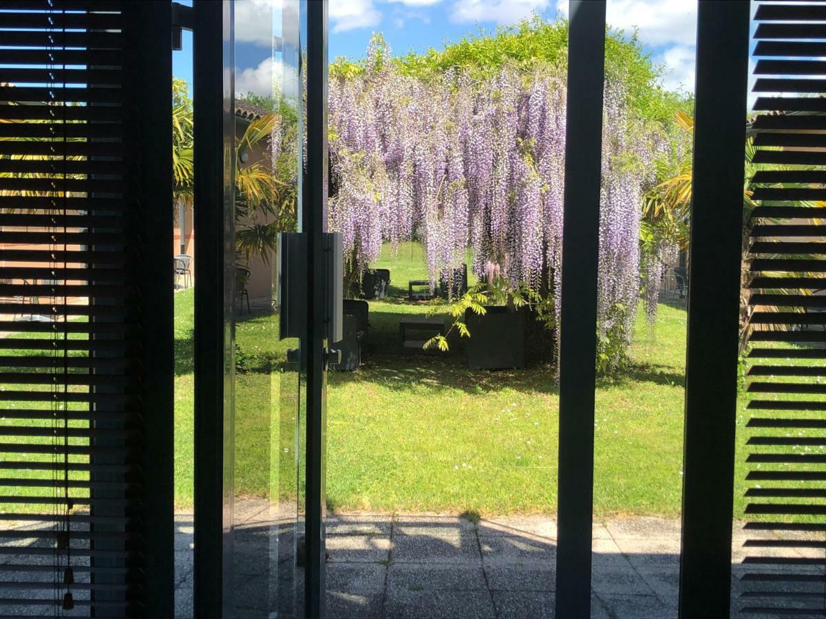 Hotel & Seminaire Le Patio Occitan - Toulouse Ouest - La Ramee Cugnaux Екстериор снимка